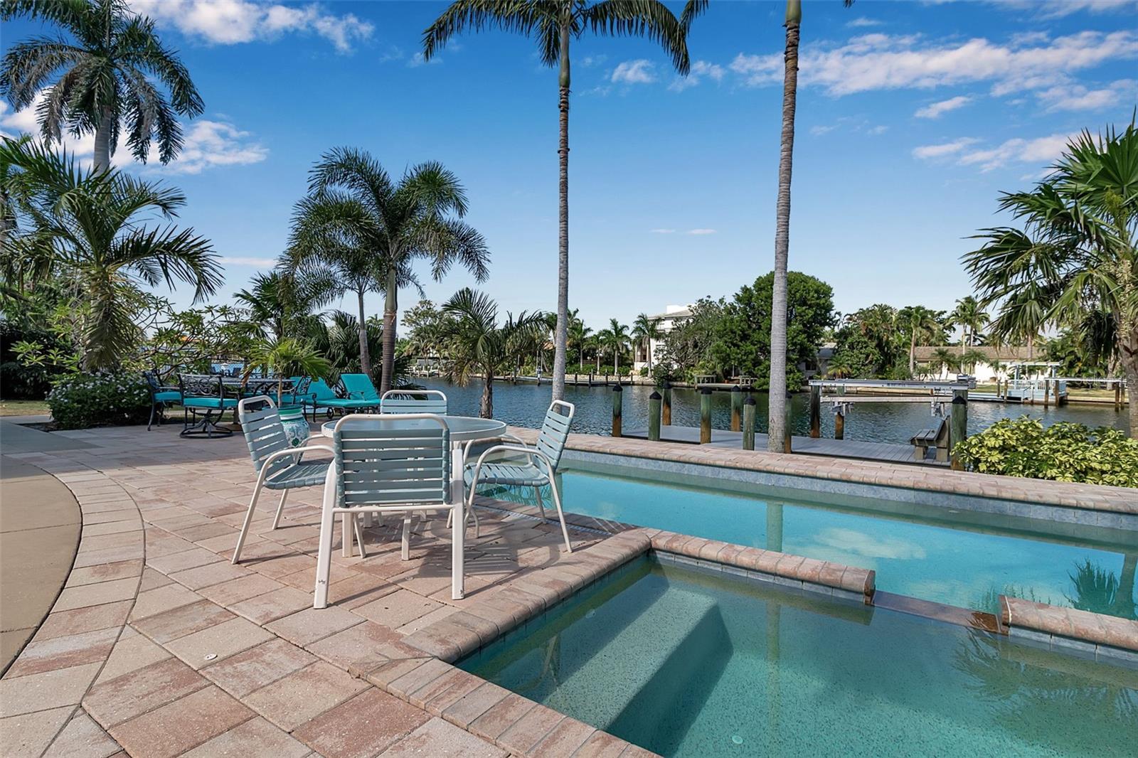 369 S POLK DR, SARASOTA, FL, 34236