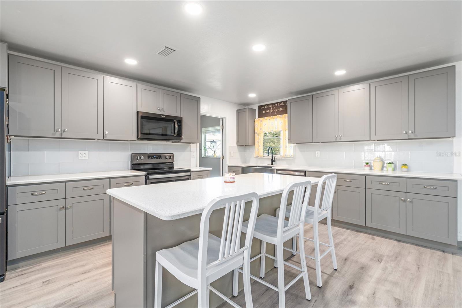 15 ADAMS AVE, KISSIMMEE, FL, 34744