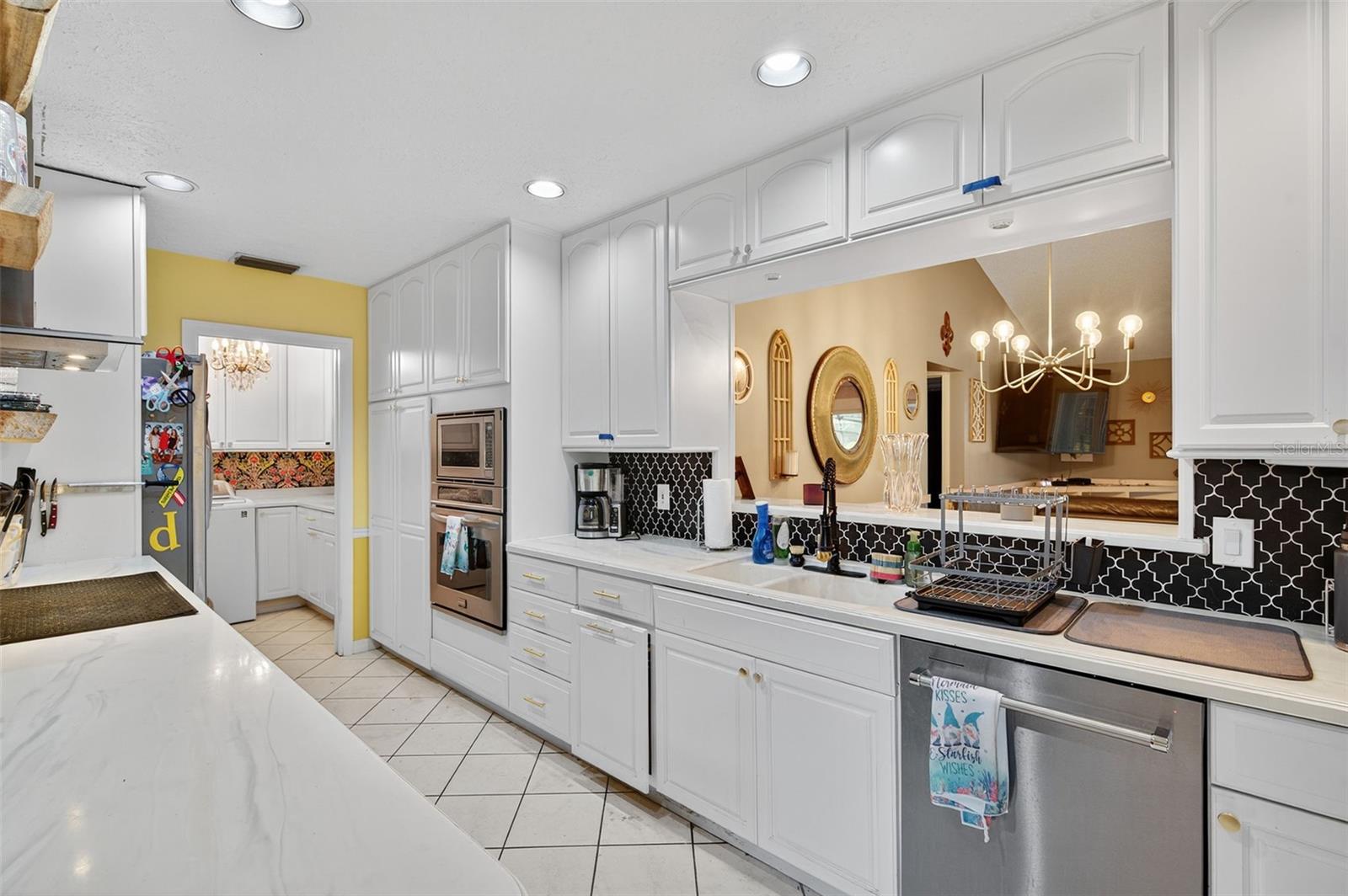 3253 MONTROSE CIR, PALM HARBOR, FL, 34684