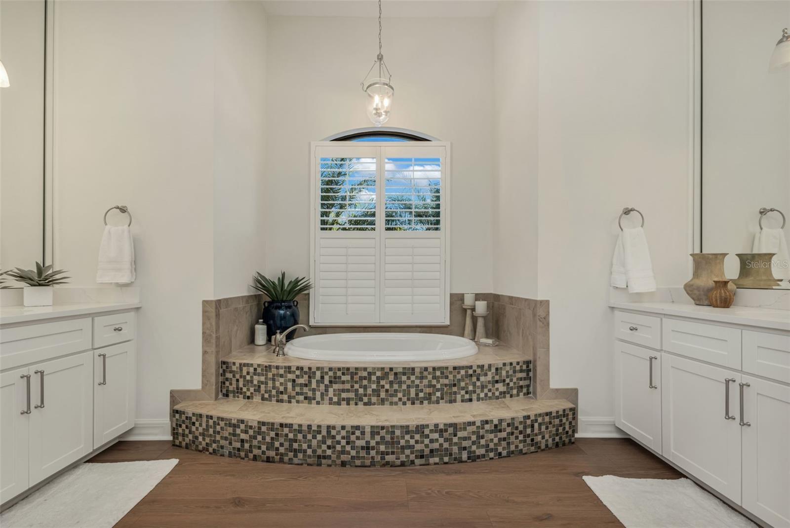 333 SANTANDER CT, PUNTA GORDA, FL, 33950