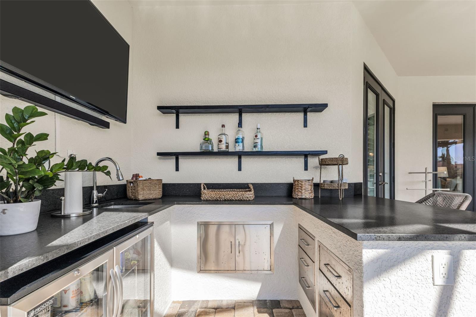 333 SANTANDER CT, PUNTA GORDA, FL, 33950