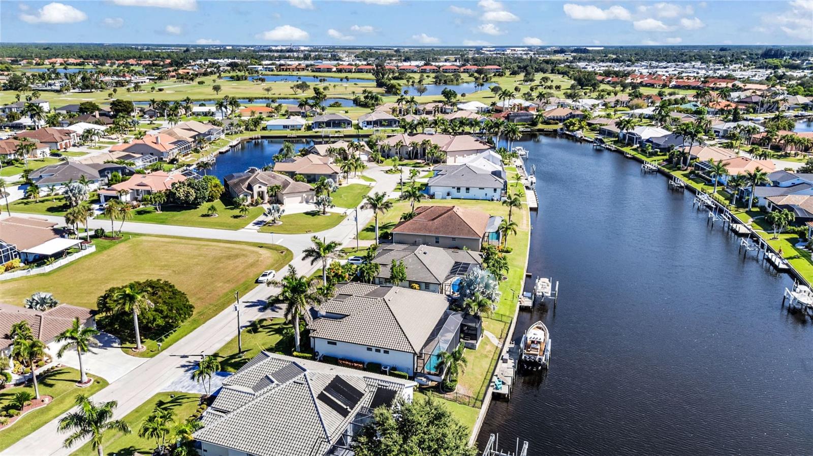 333 SANTANDER CT, PUNTA GORDA, FL, 33950