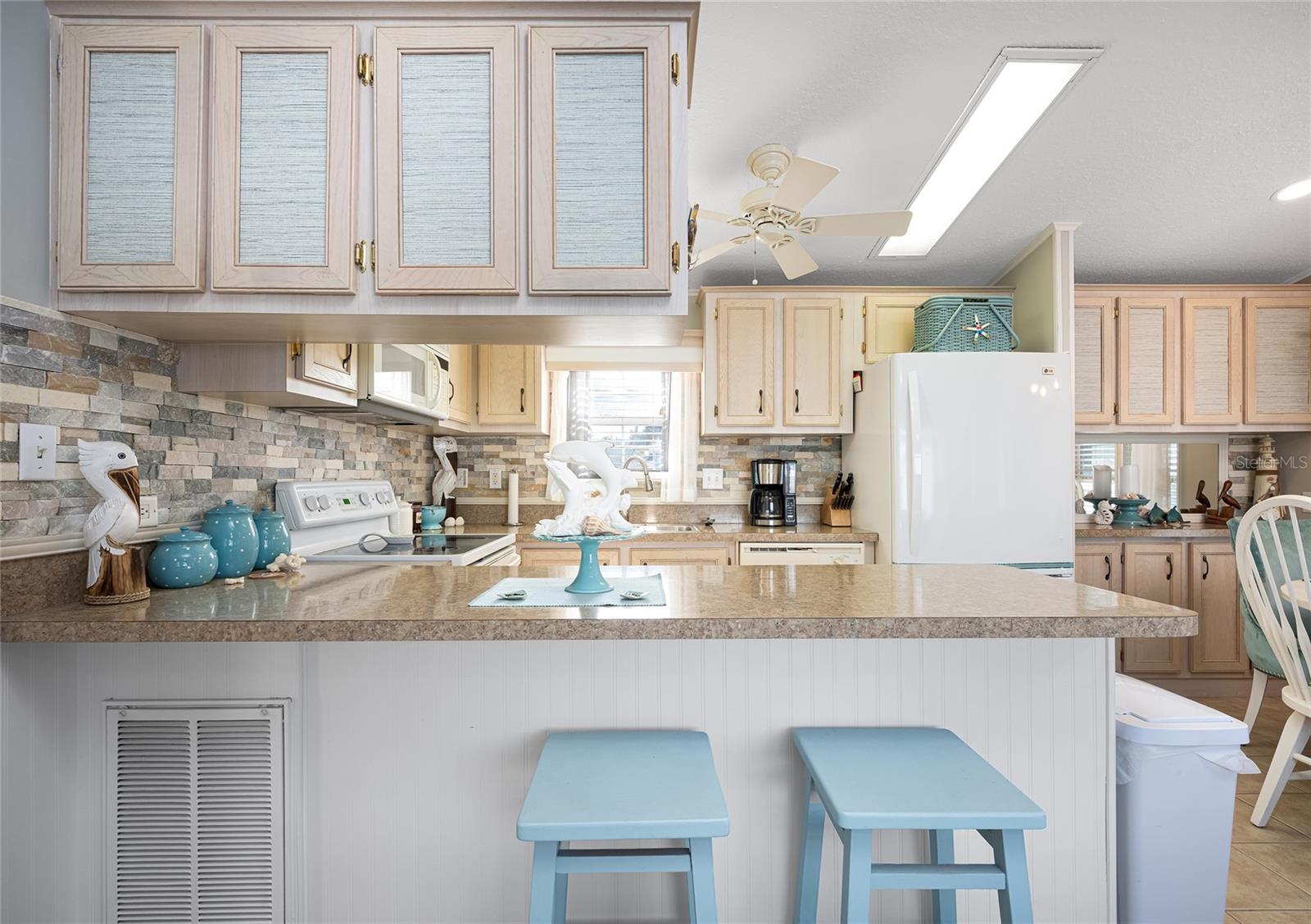 95 BAINBRIDGE DR, NOKOMIS, FL, 34275