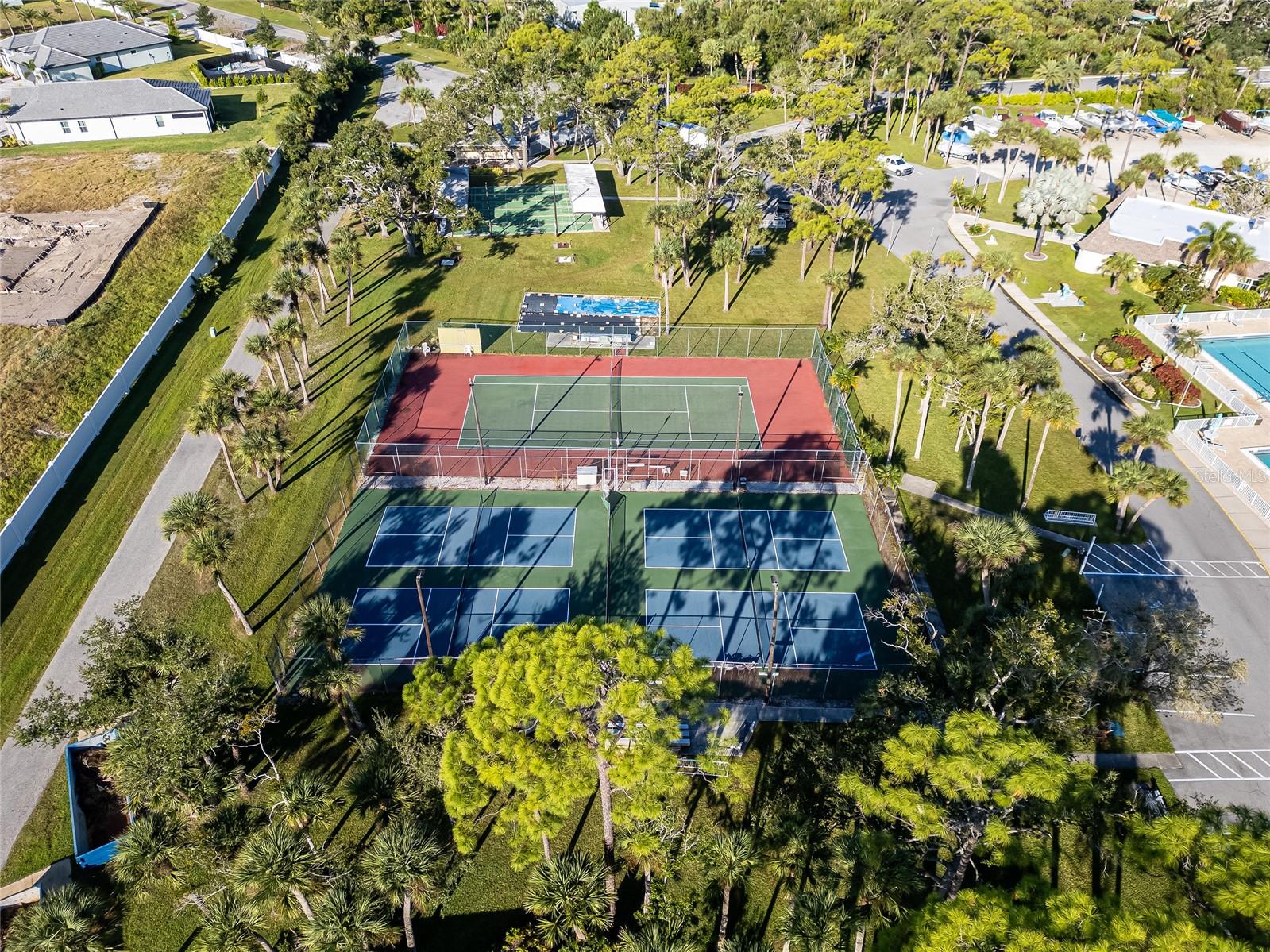 95 BAINBRIDGE DR, NOKOMIS, FL, 34275