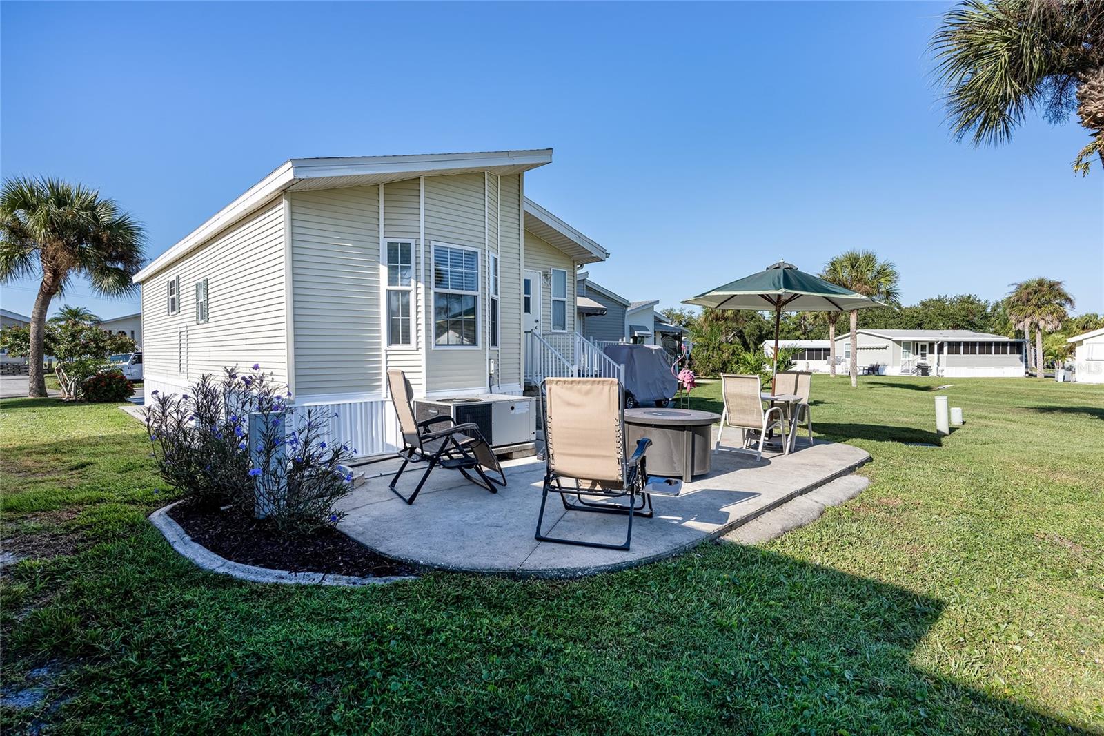 95 BAINBRIDGE DR, NOKOMIS, FL, 34275