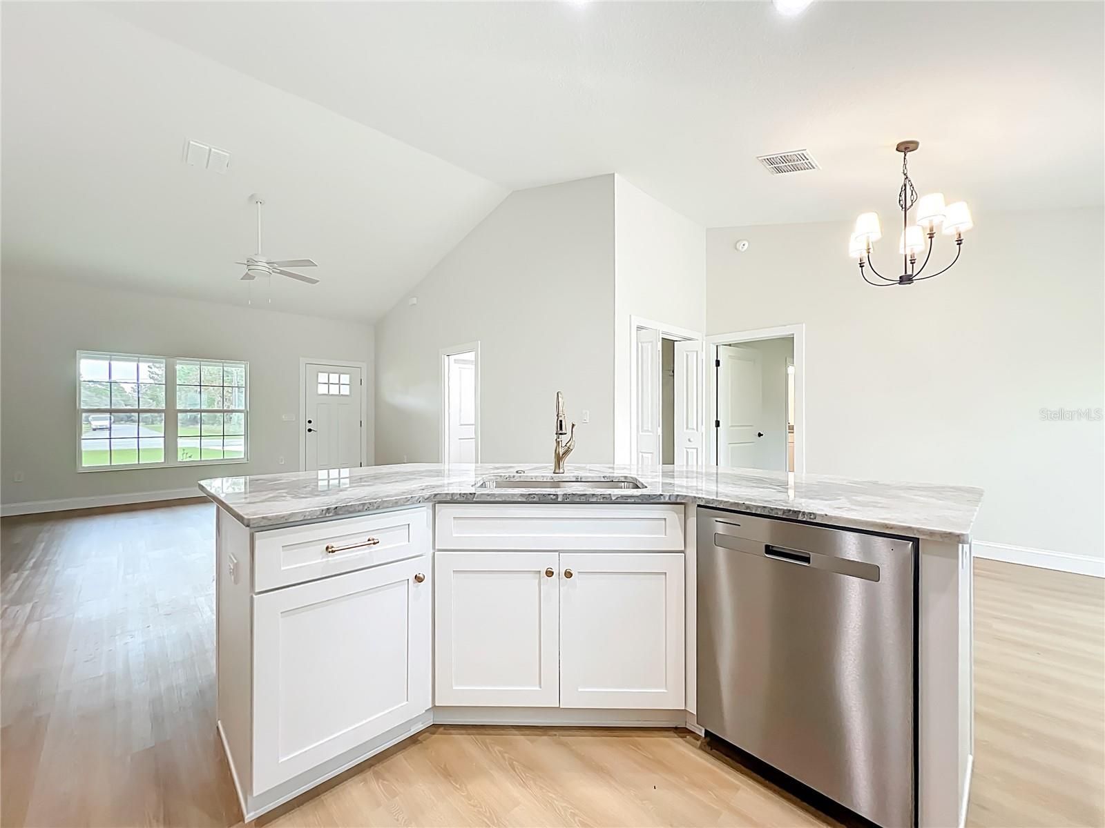 6526 N EARLSHIRE TER, CITRUS SPRINGS, FL, 34434