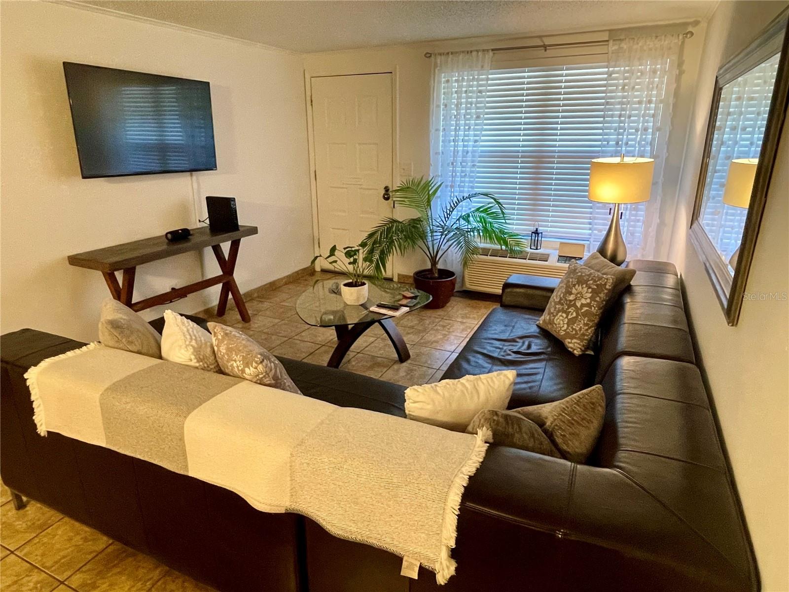 GC534867 Property Photo