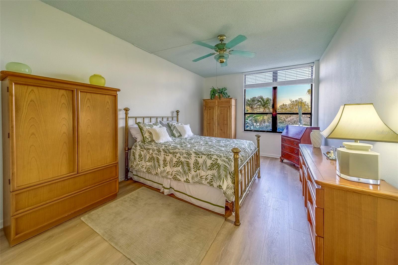 400 ISLAND WAY #104, CLEARWATER BEACH, FL, 33767