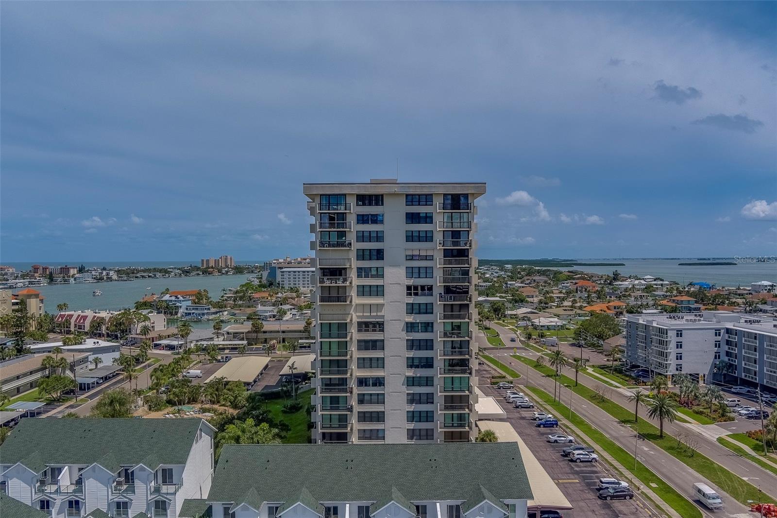 400 ISLAND WAY #104, CLEARWATER BEACH, FL, 33767