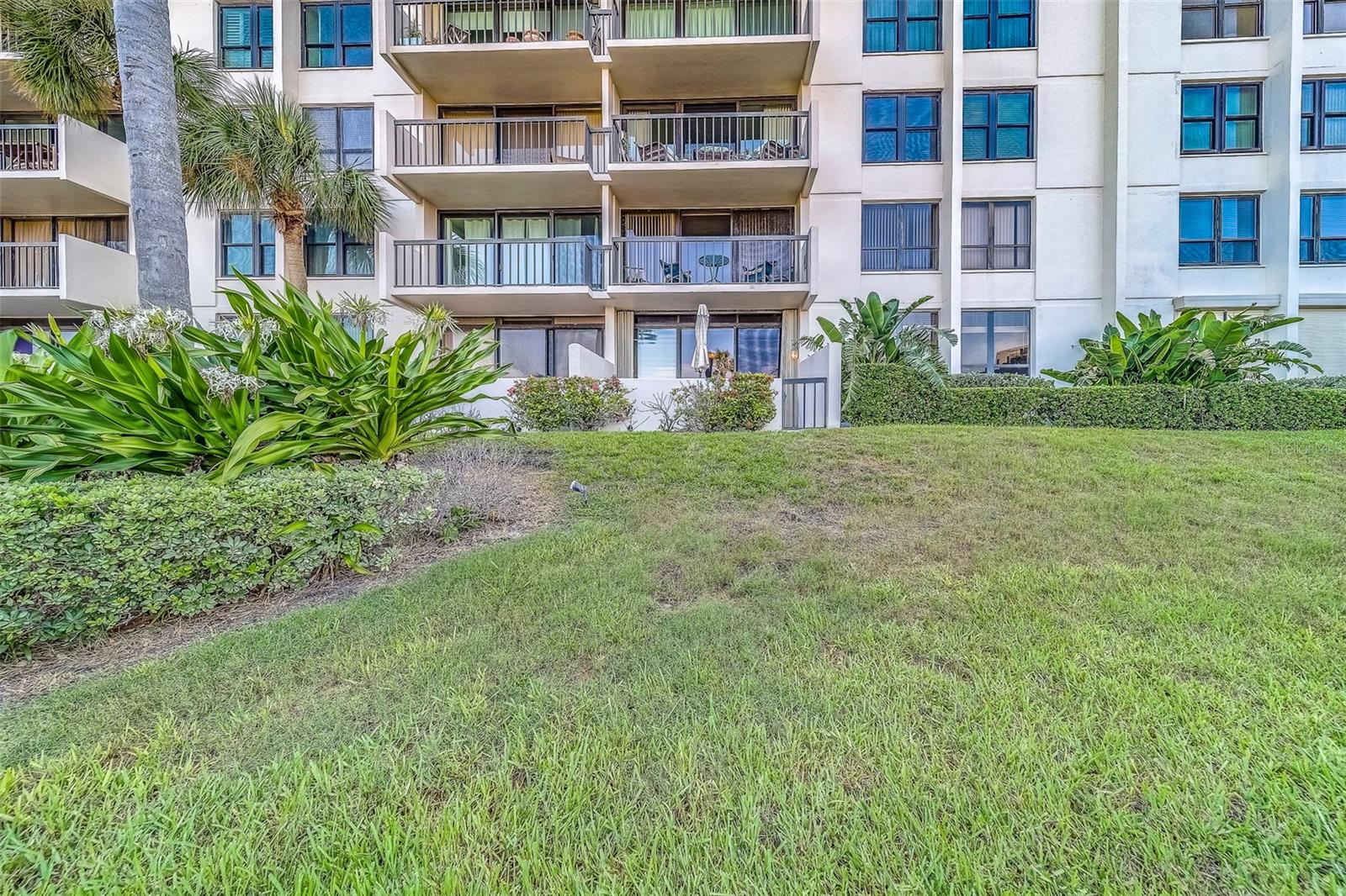 400 ISLAND WAY #104, CLEARWATER BEACH, FL, 33767
