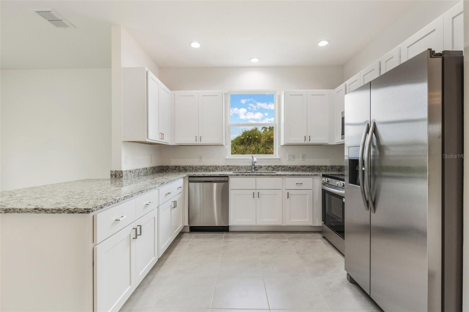 3708 WATERCLIFF CIR, GRAND ISLAND, FL, 32735