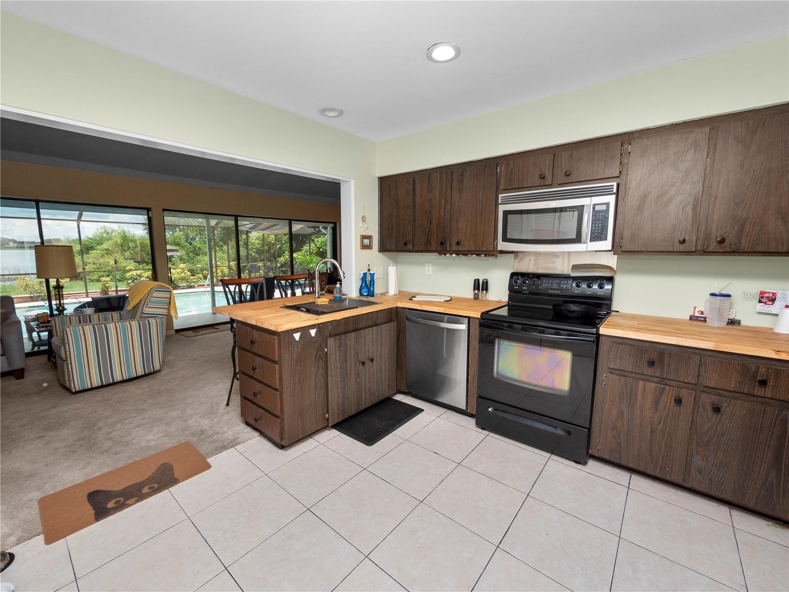 2118 LAKE BENTLEY CT, LAKELAND, FL, 33803