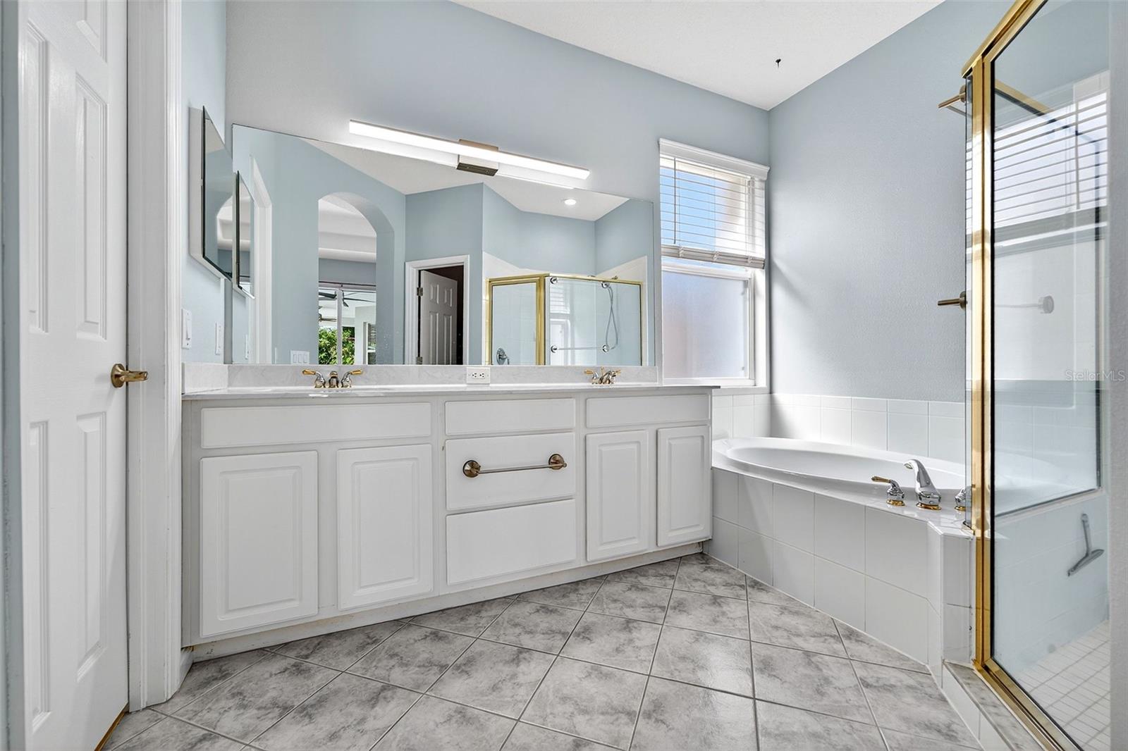 6617 CHESWICK ST, SARASOTA, FL, 34243