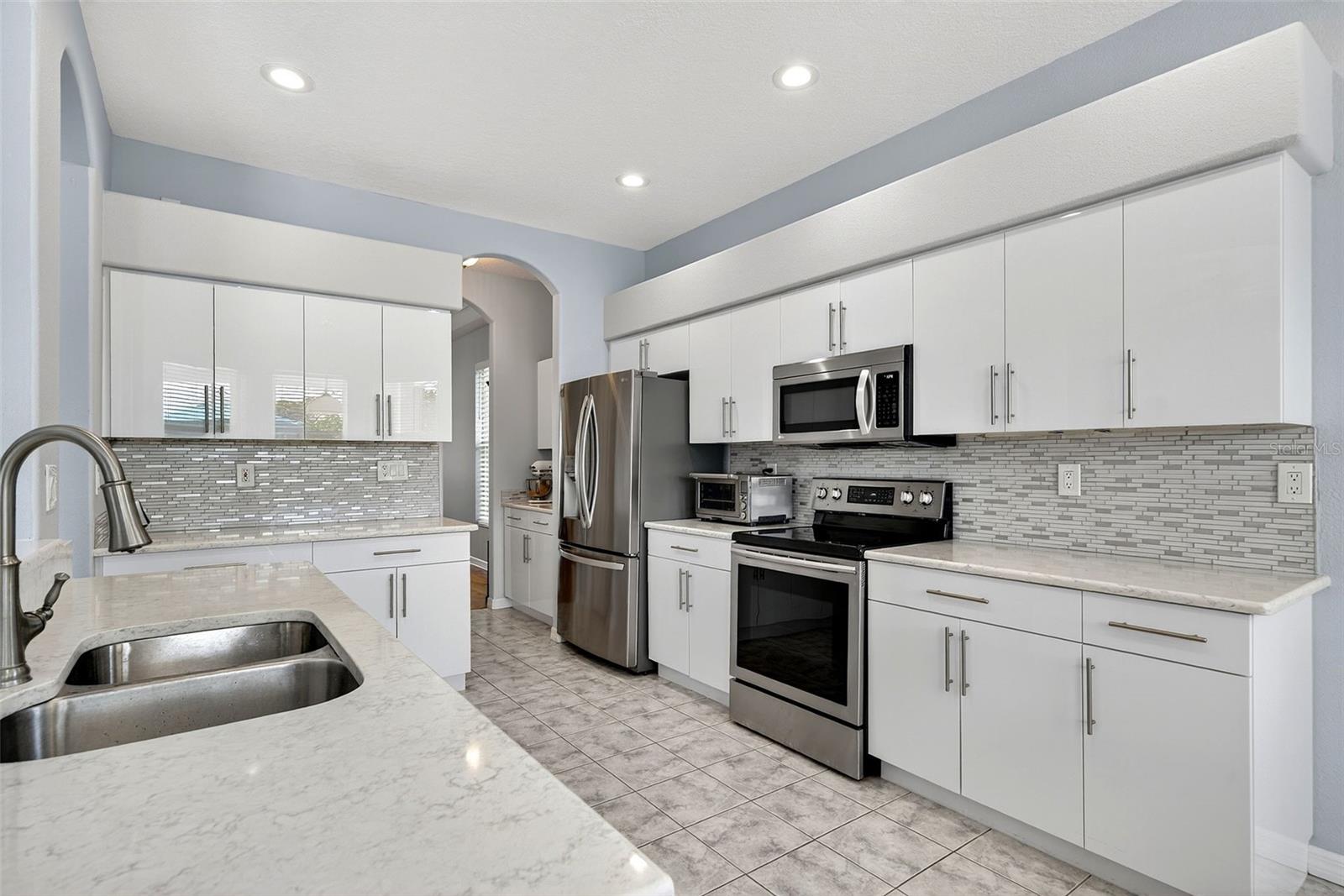 6617 CHESWICK ST, SARASOTA, FL, 34243