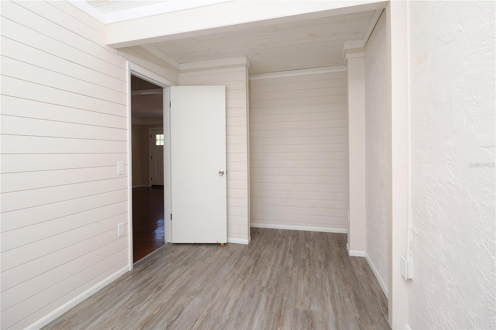 1303 ARCADIA AVE, SARASOTA, FL, 34232