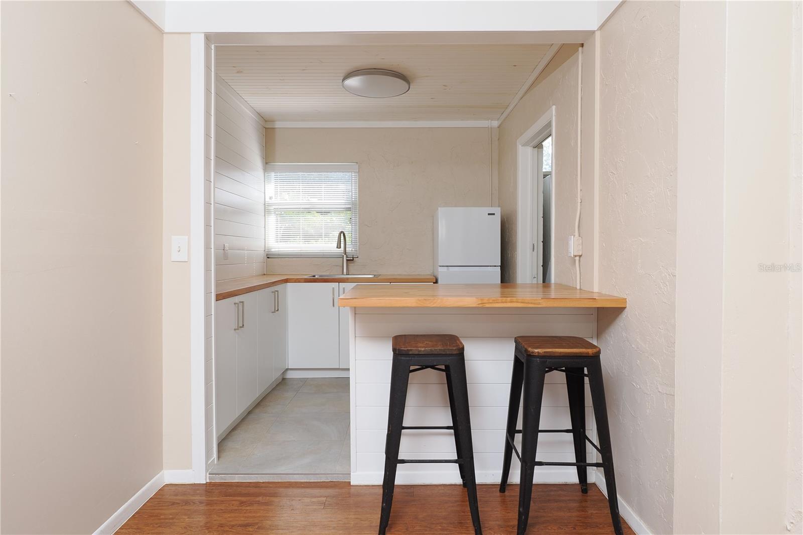 1303 ARCADIA AVE, SARASOTA, FL, 34232