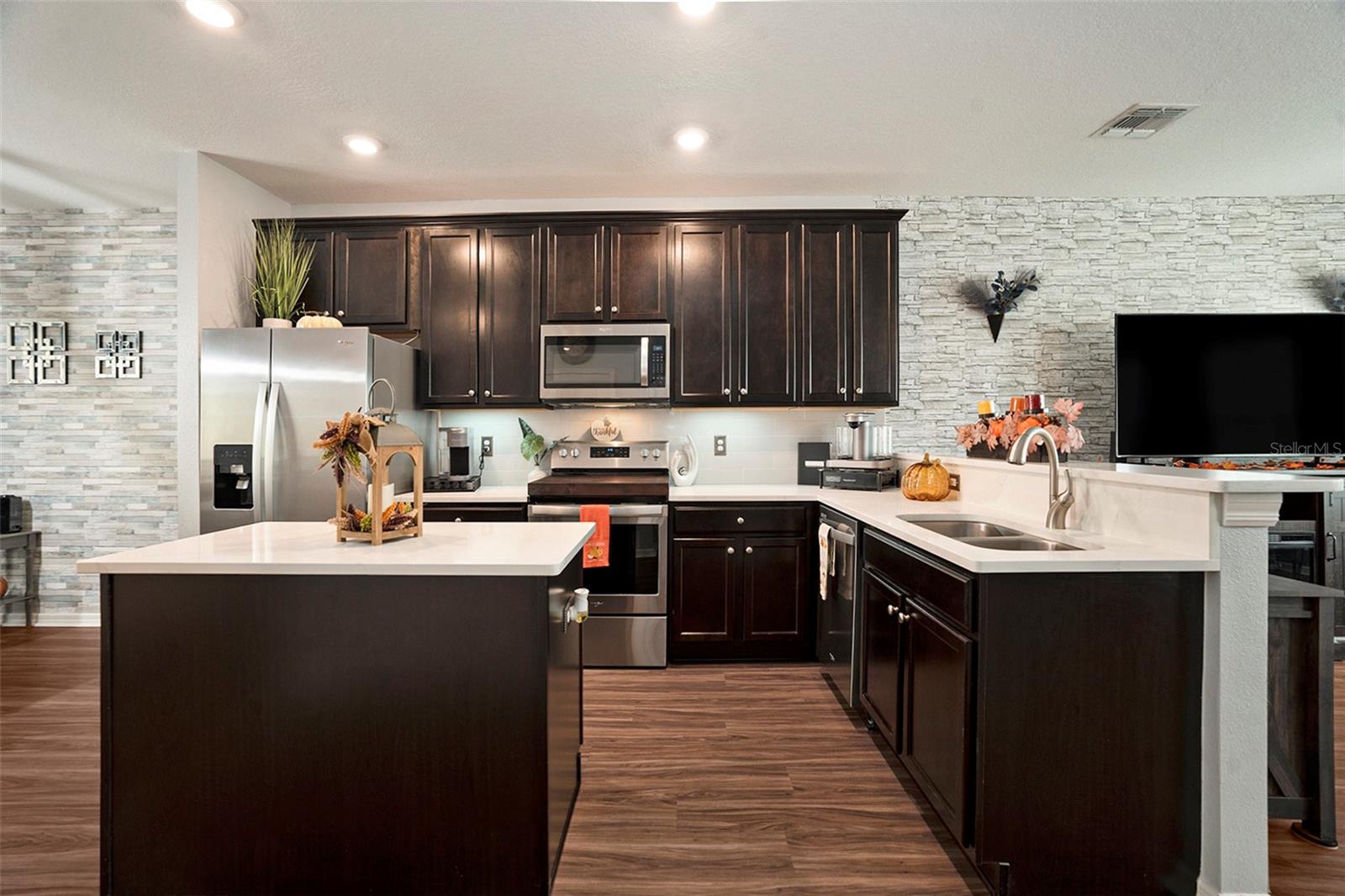 5524 YELLOWFIN CT, NEW PORT RICHEY, FL, 34652