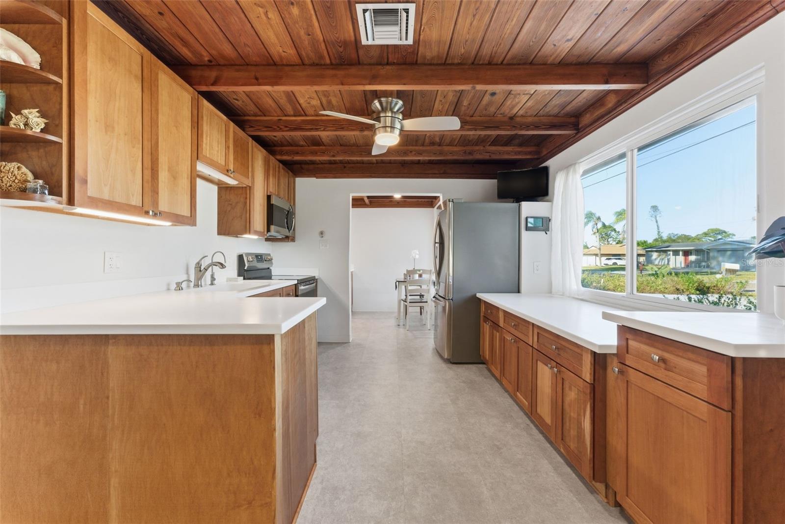 1161 S VENICE BLVD, VENICE, FL, 34293