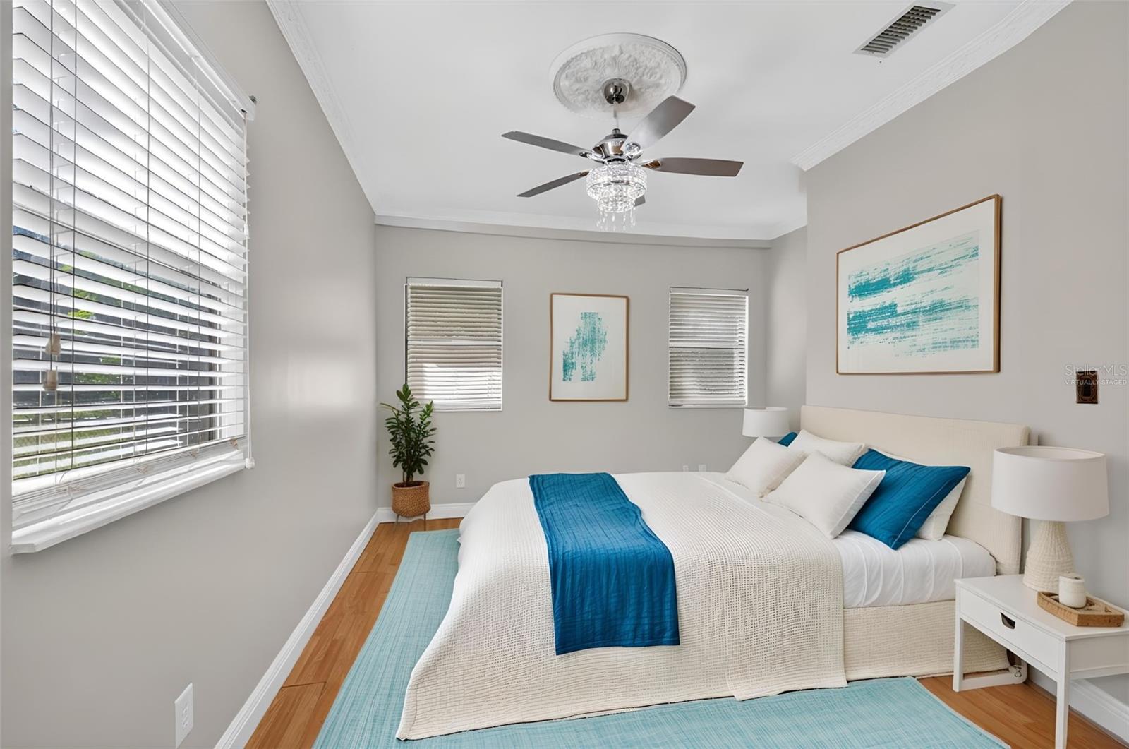 502 GRAY AVE, WILDWOOD, FL, 34785