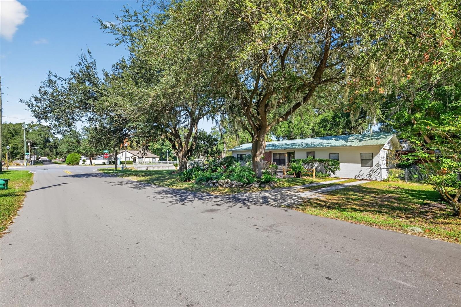 502 GRAY AVE, WILDWOOD, FL, 34785