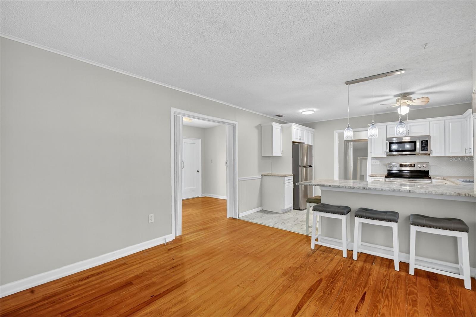 502 GRAY AVE, WILDWOOD, FL, 34785