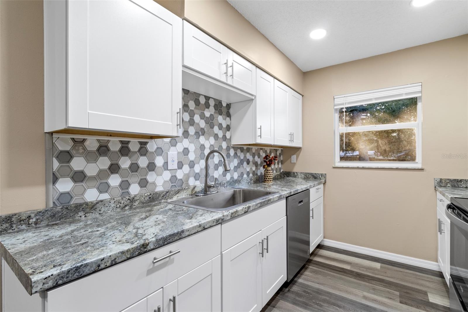 609 HOLLEY ST, BROOKSVILLE, FL, 34601