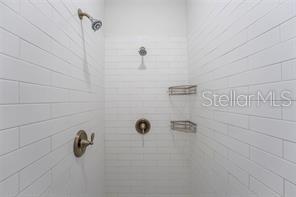 476 LAKE SHORE PKWY, DAVENPORT, FL, 33896