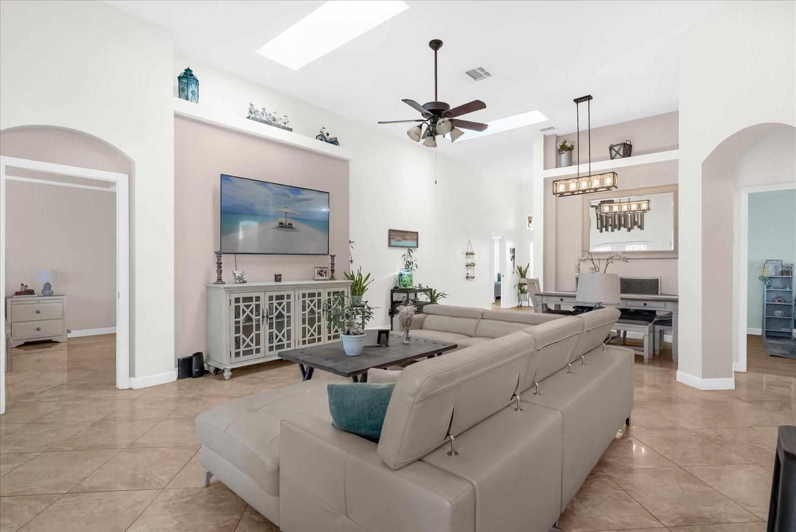 14307 SPORTS CLUB WAY, ORLANDO, FL, 32837