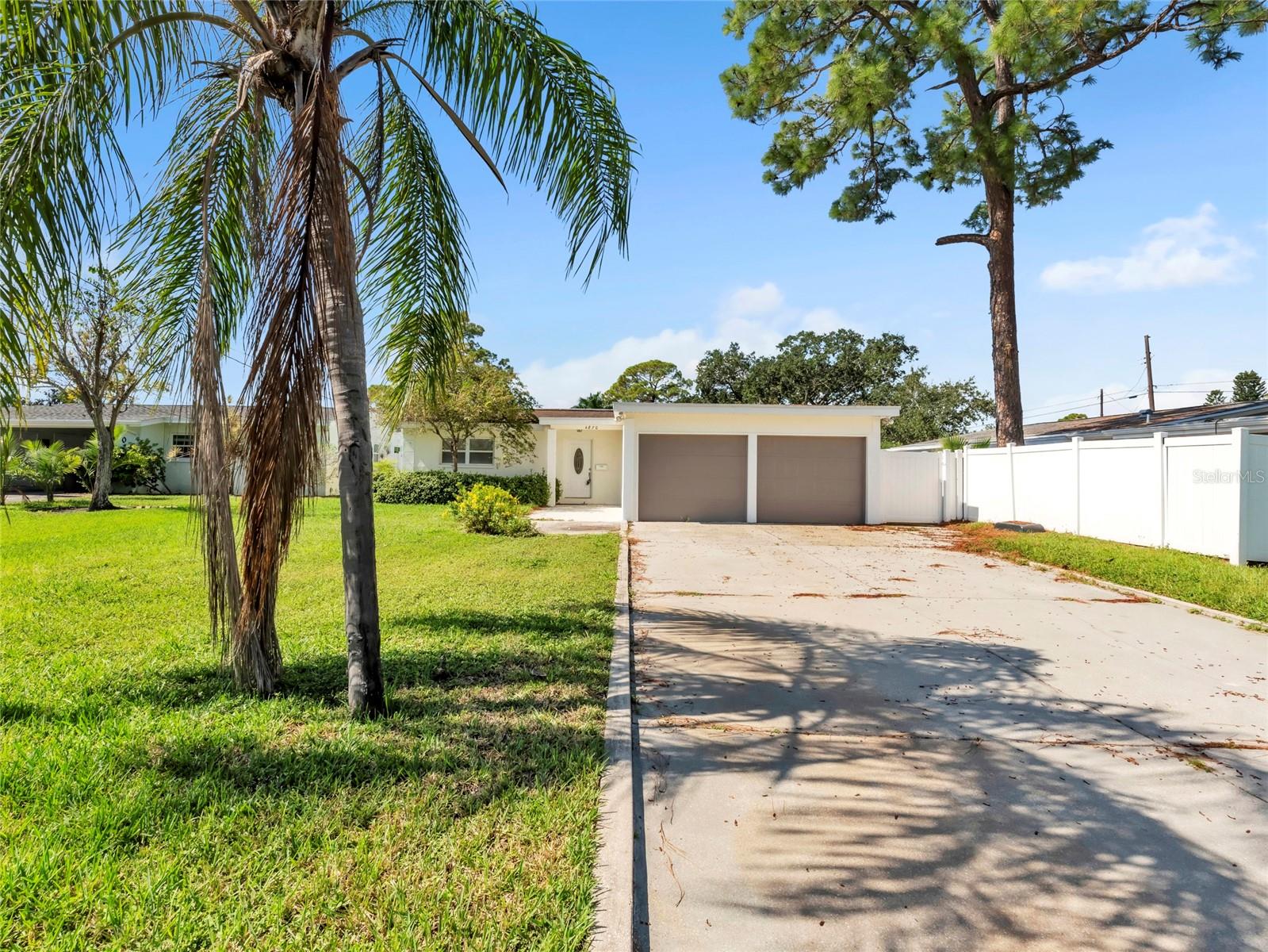 4870 VENETIAN BLVD NE, ST PETERSBURG, FL, 33703