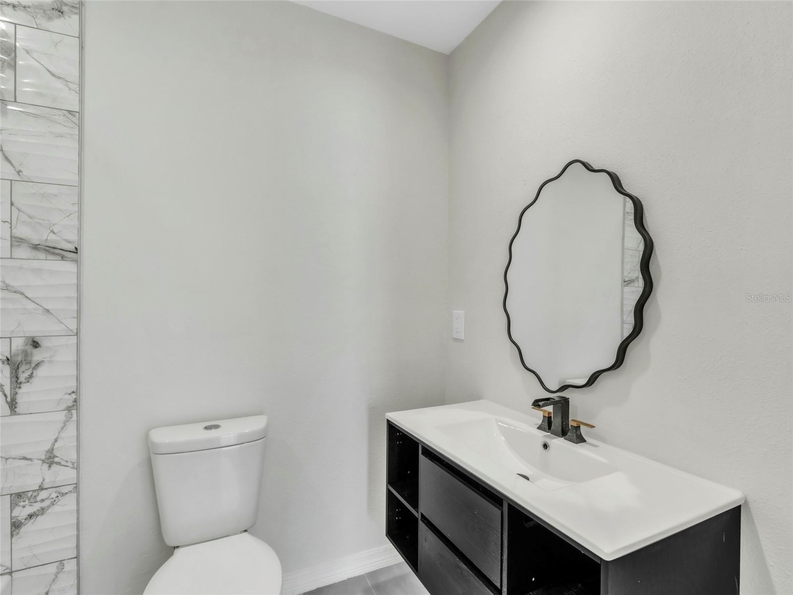 4870 VENETIAN BLVD NE, ST PETERSBURG, FL, 33703