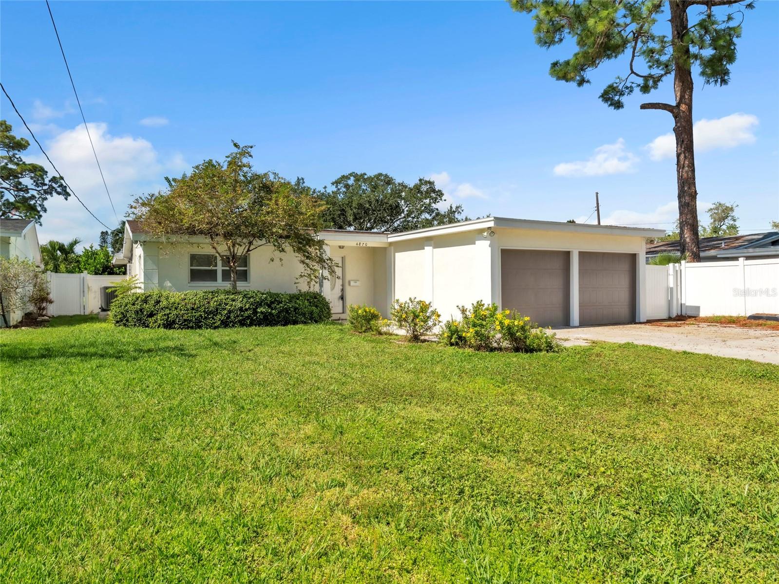 4870 VENETIAN BLVD NE, ST PETERSBURG, FL, 33703