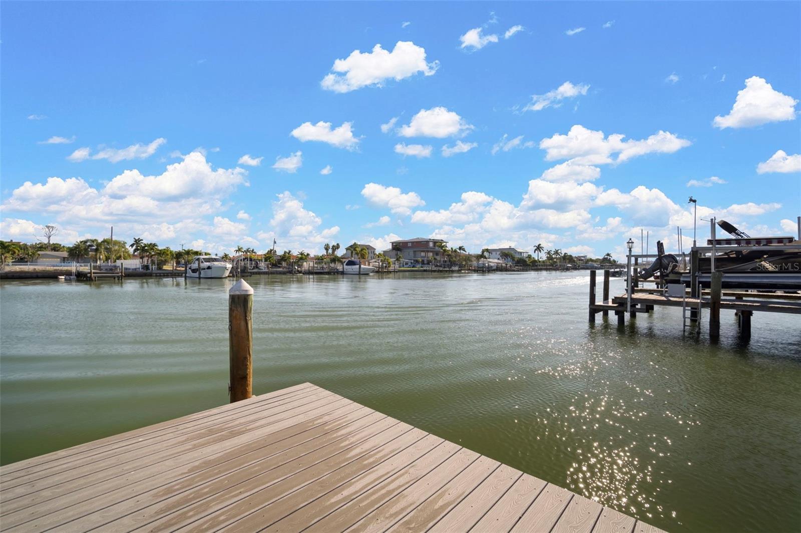 11405 6TH ST E, TREASURE ISLAND, FL, 33706