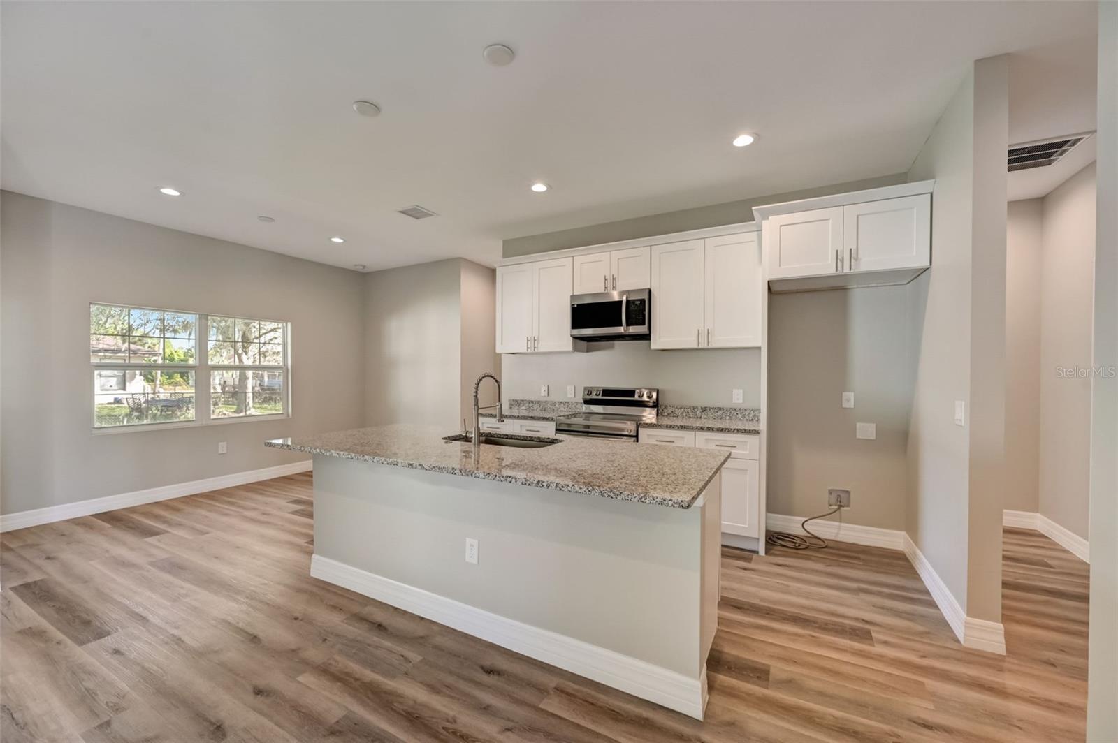 1212 GILLESPIE AVE, NORTH PORT, FL, 34288