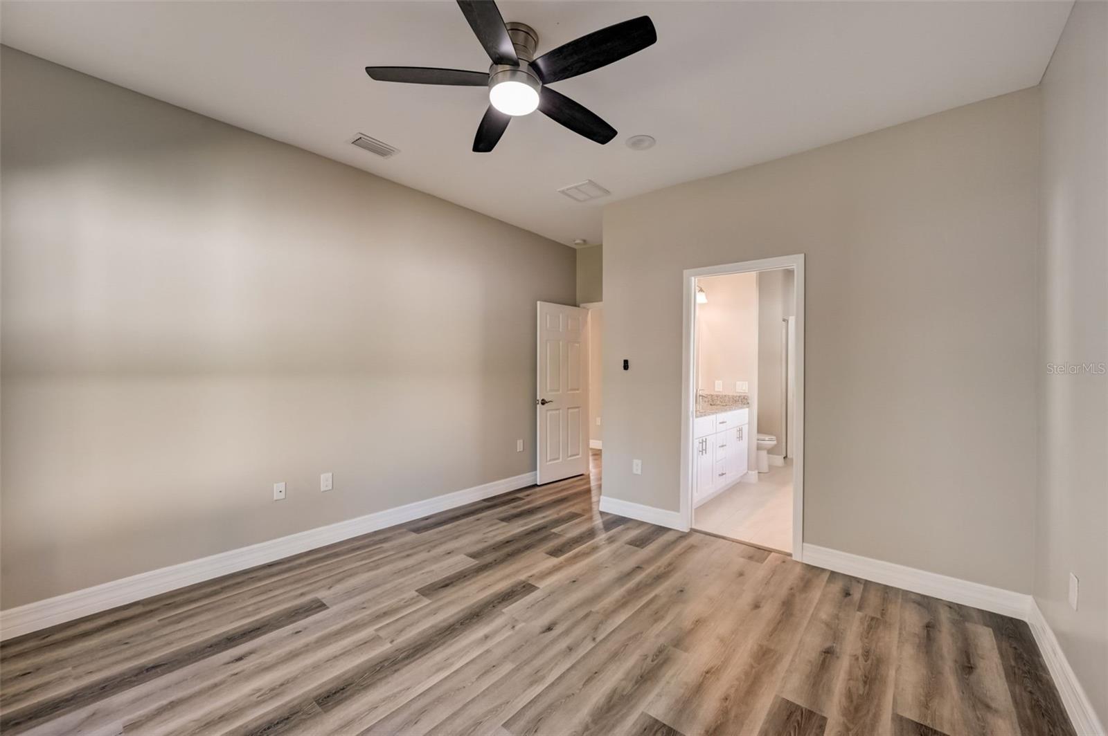 1212 GILLESPIE AVE, NORTH PORT, FL, 34288