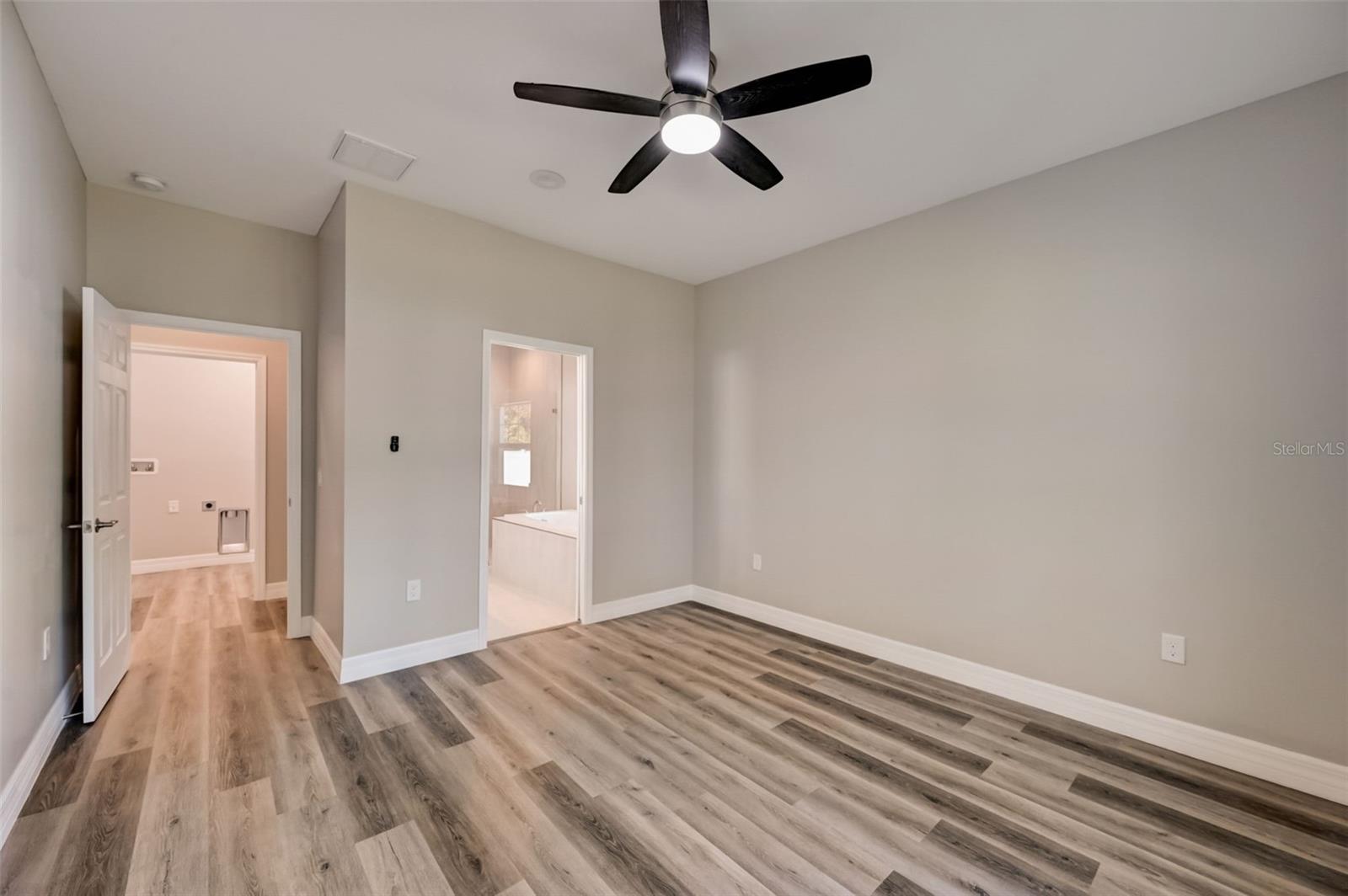 1212 GILLESPIE AVE, NORTH PORT, FL, 34288