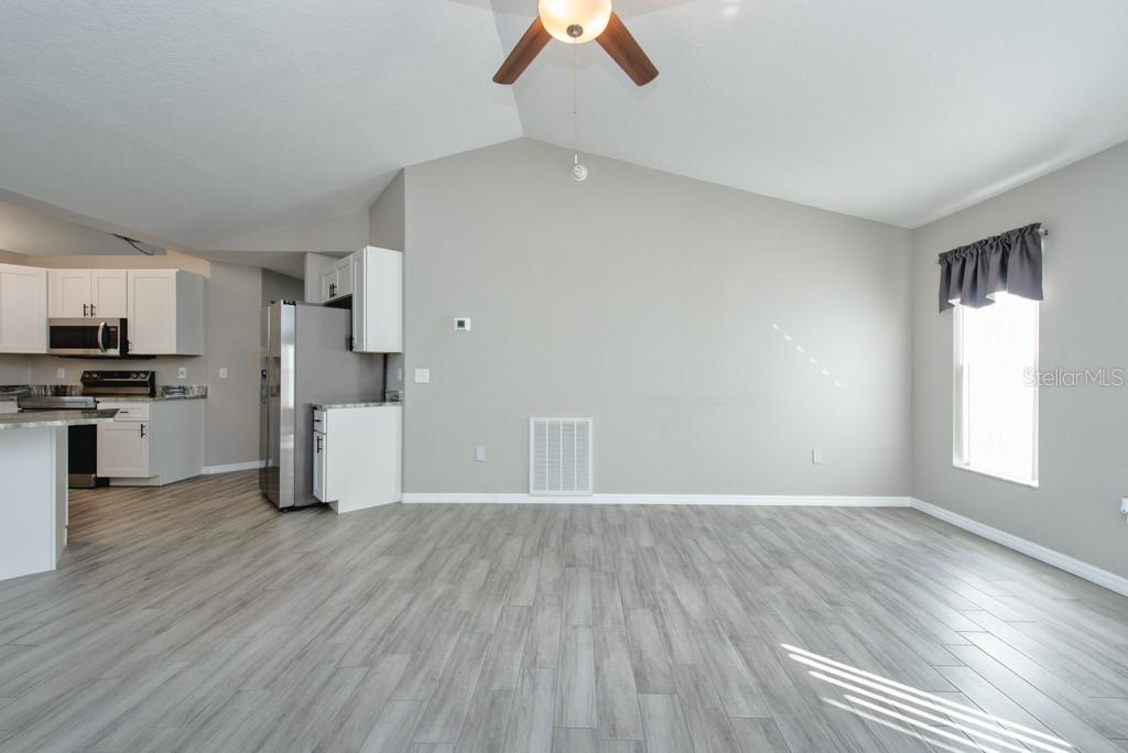 3118 34TH AVENUE DR E, BRADENTON, FL, 34208