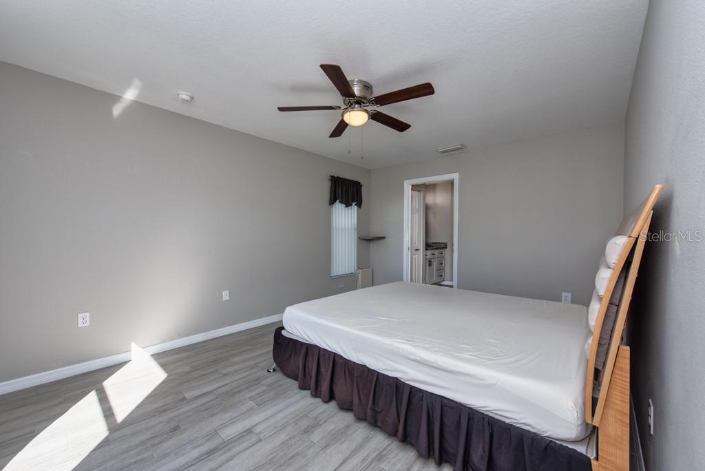 3118 34TH AVENUE DR E, BRADENTON, FL, 34208