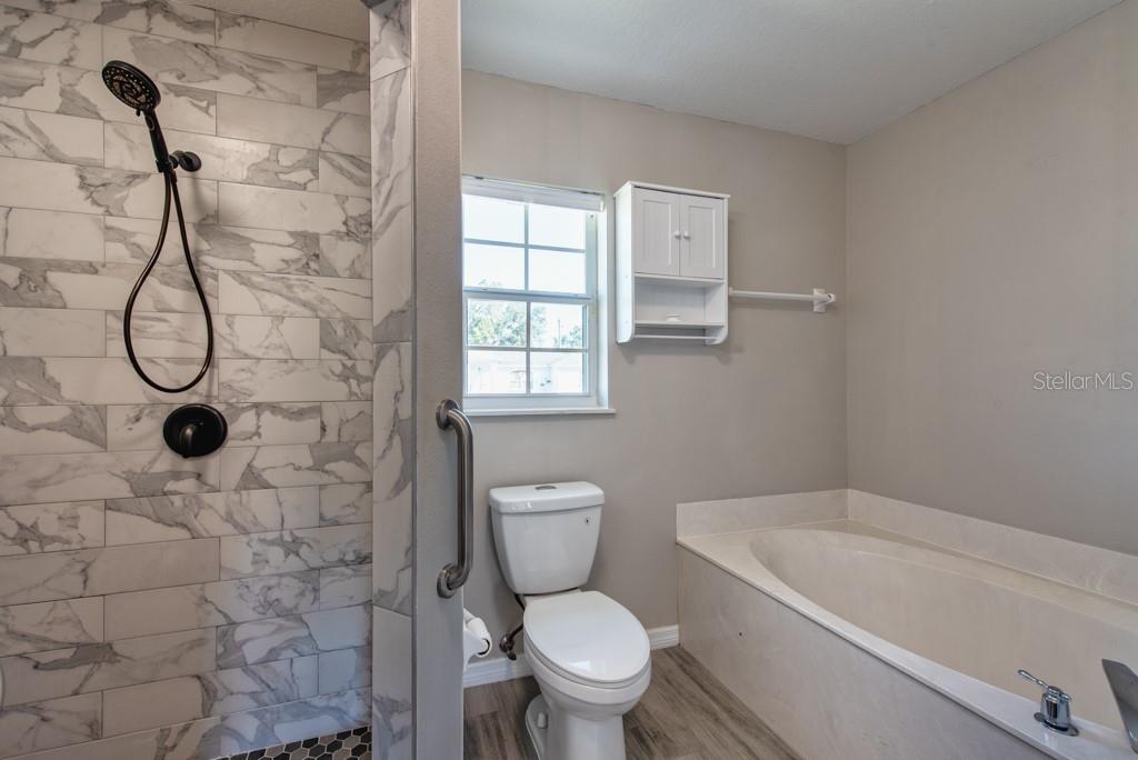 3118 34TH AVENUE DR E, BRADENTON, FL, 34208