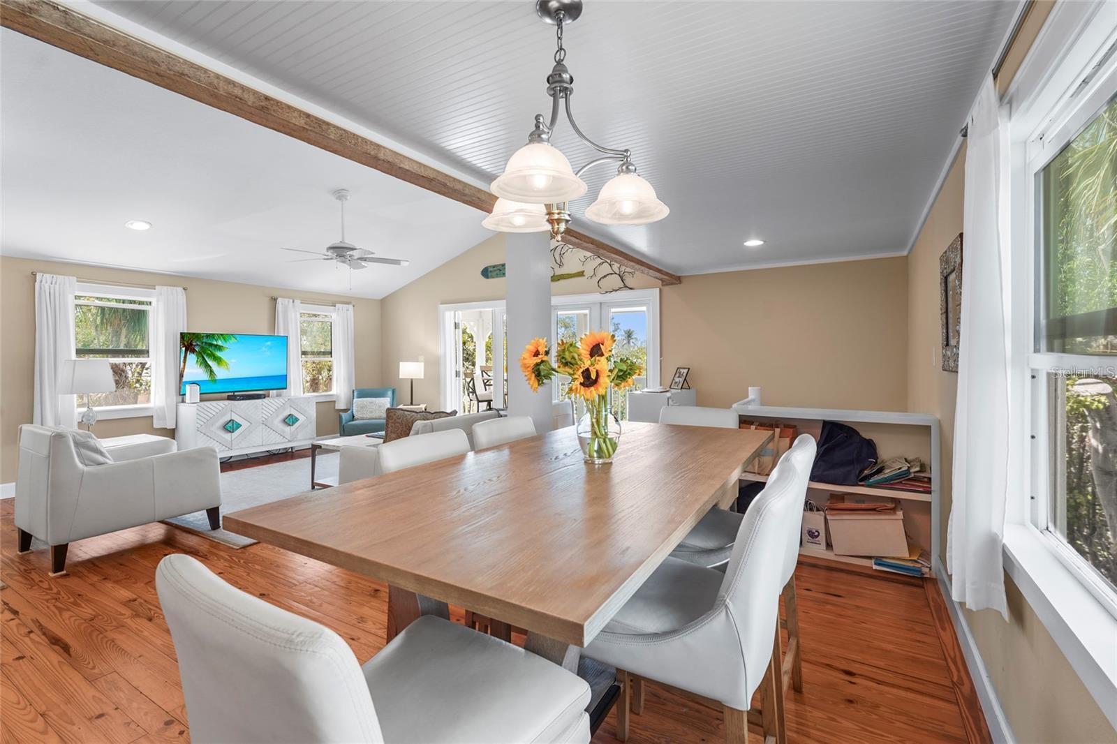 111 FAUBEL ST, SARASOTA, FL, 34242