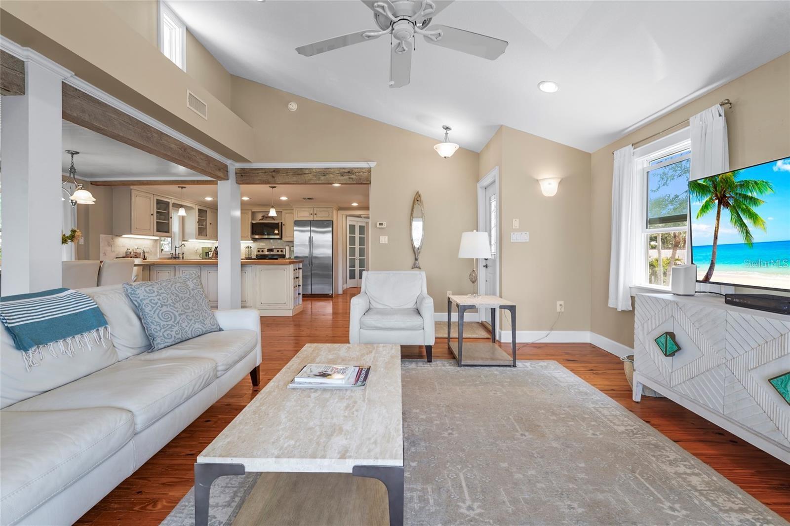 111 FAUBEL ST, SARASOTA, FL, 34242