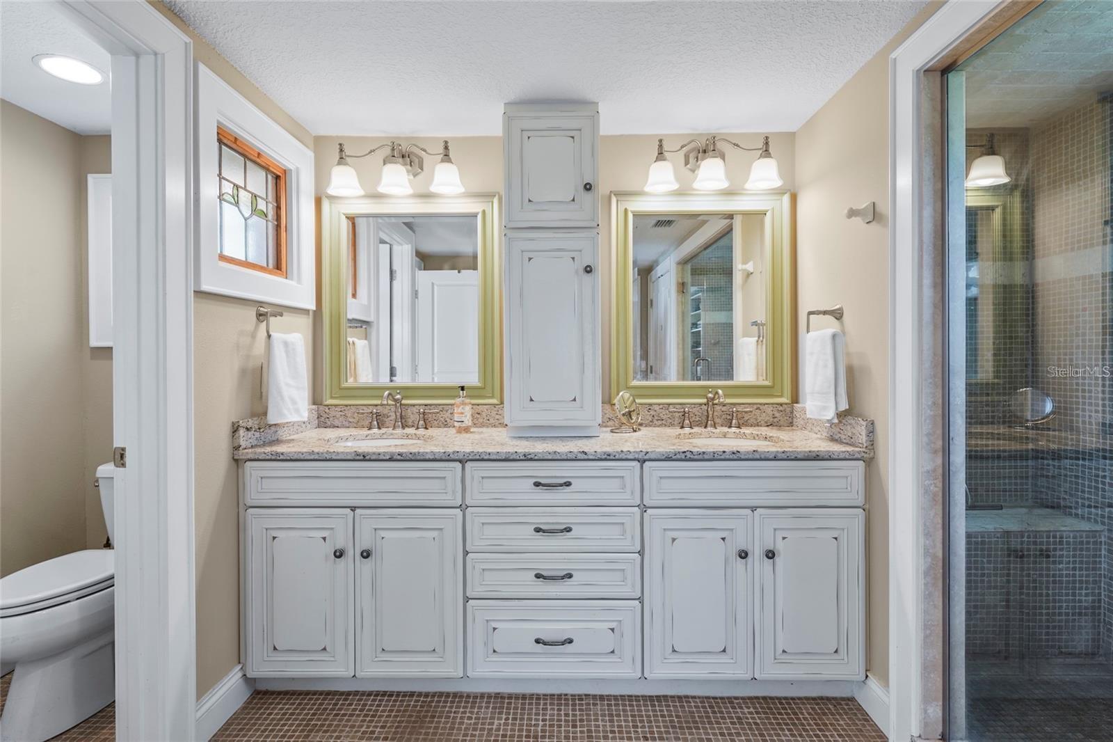 111 FAUBEL ST, SARASOTA, FL, 34242