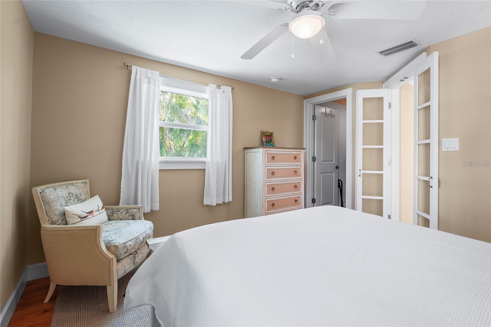 111 FAUBEL ST, SARASOTA, FL, 34242