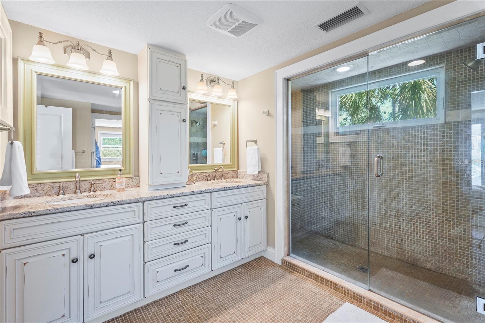 111 FAUBEL ST, SARASOTA, FL, 34242