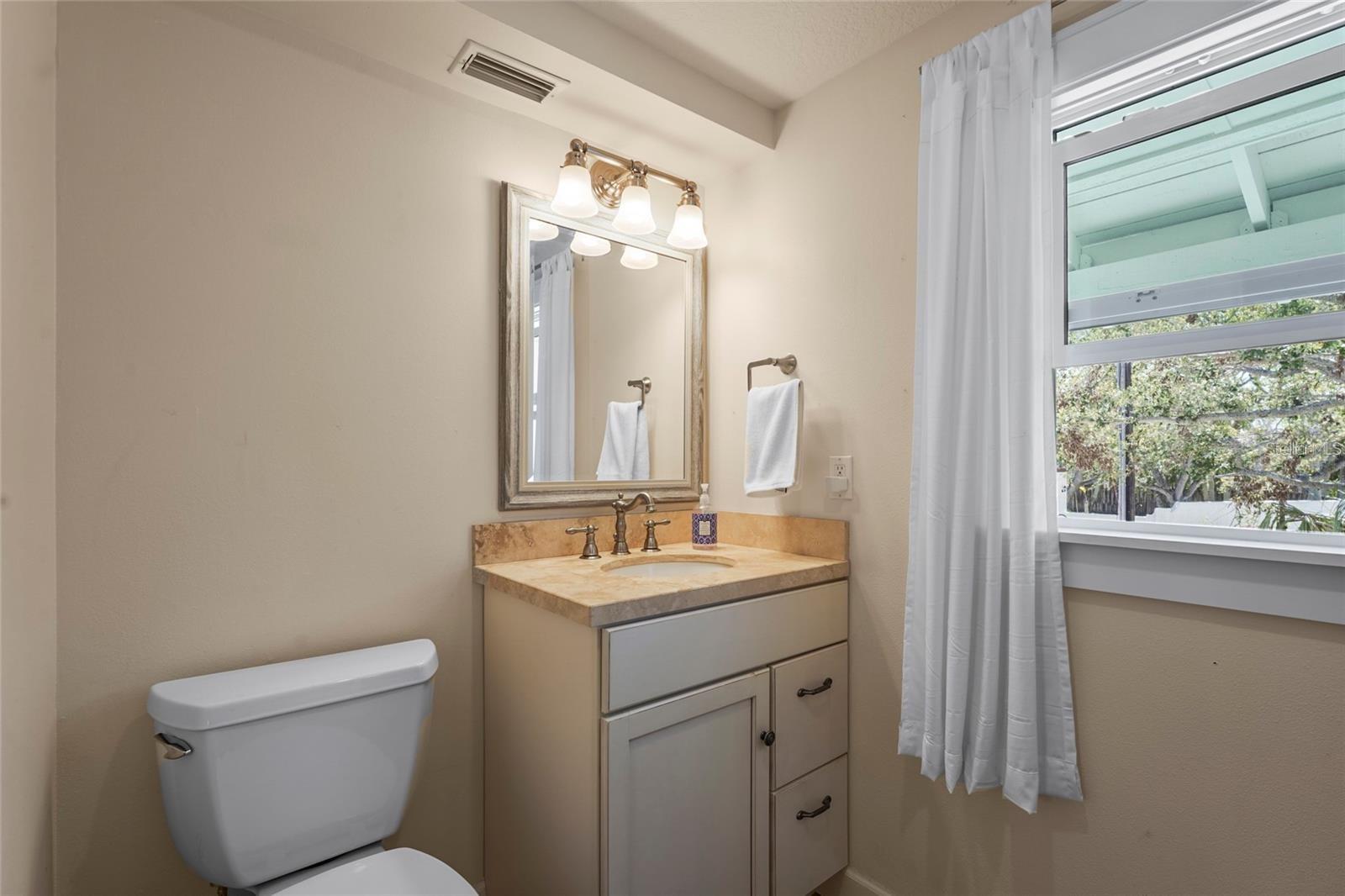 111 FAUBEL ST, SARASOTA, FL, 34242