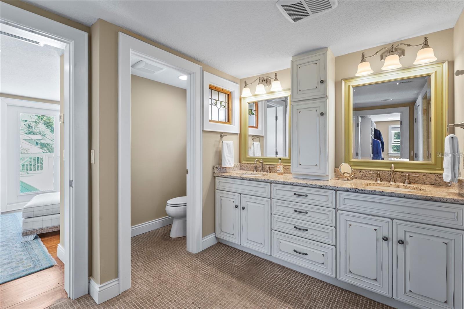 111 FAUBEL ST, SARASOTA, FL, 34242