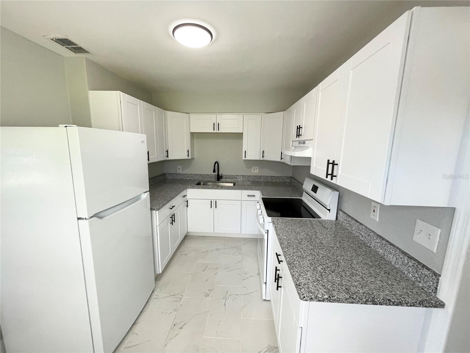 3861 11TH AVE S, ST PETERSBURG, FL, 33711