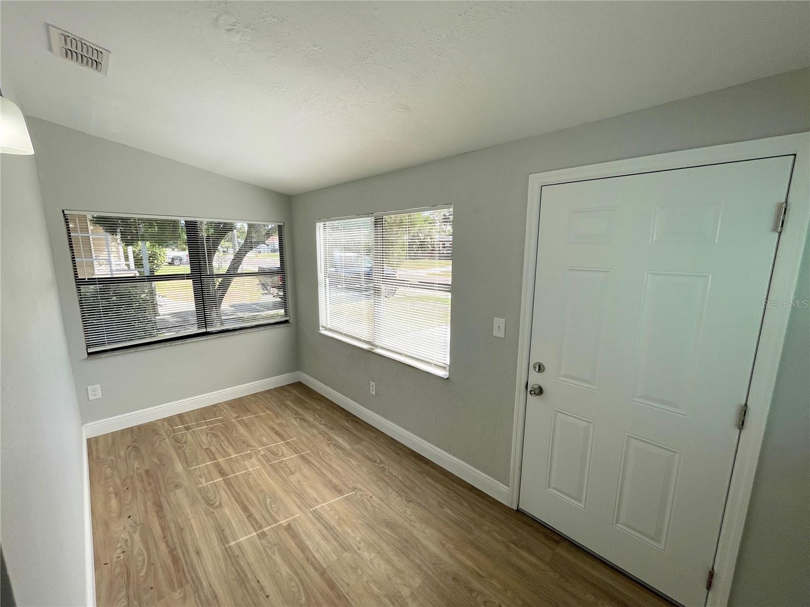 3861 11TH AVE S, ST PETERSBURG, FL, 33711