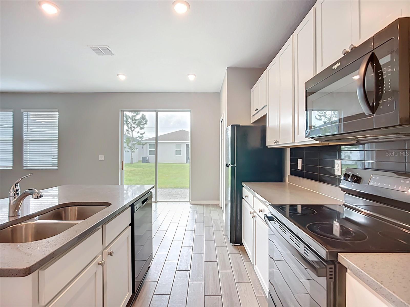 11829 CLARE HILL AVE, RIVERVIEW, FL, 33579