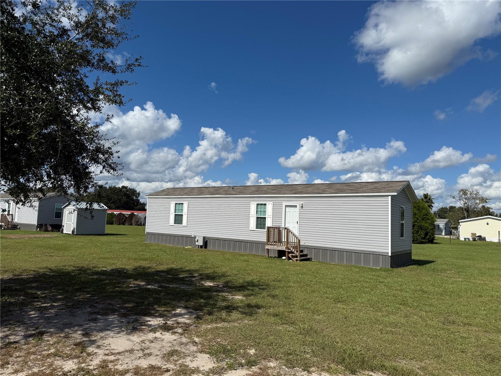 1141 NW 12TH LANE, LAKE PANASOFFKEE, FL, 33538