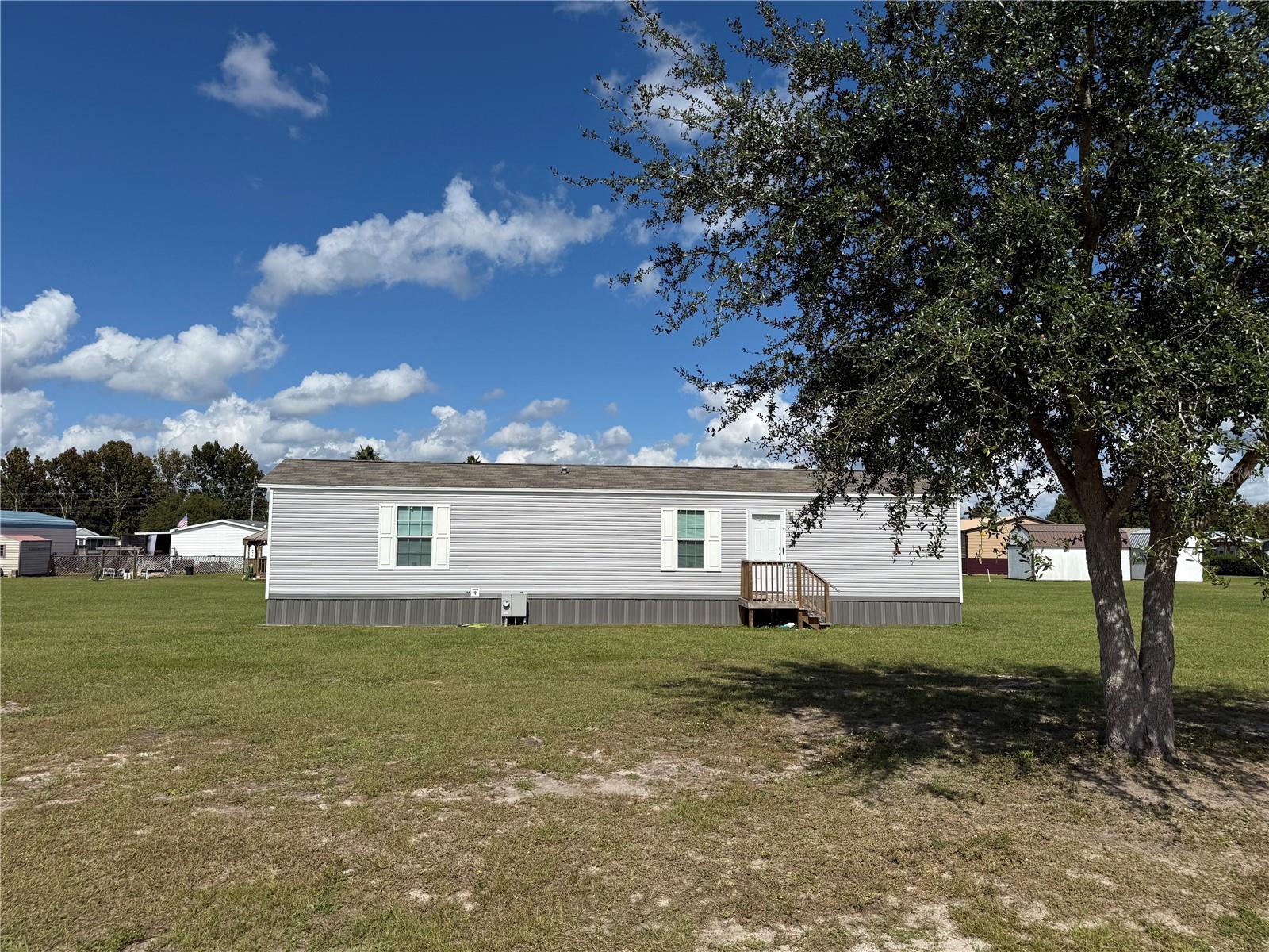 1141 NW 12TH LANE, LAKE PANASOFFKEE, FL, 33538